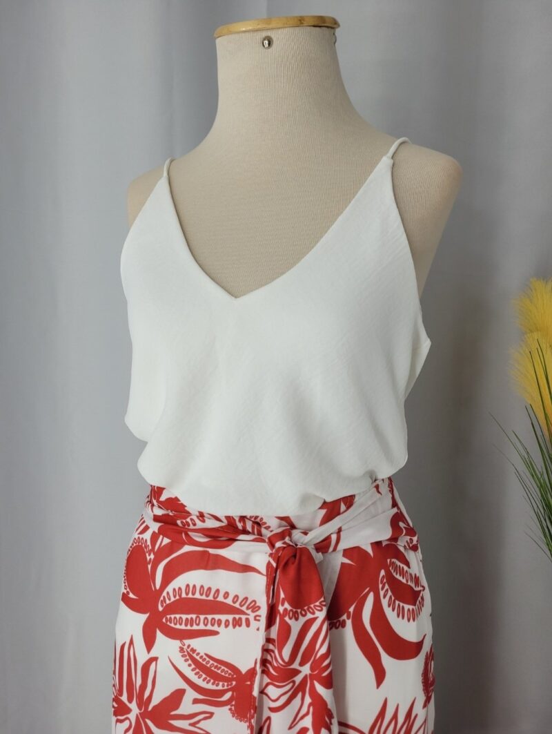 Blusa Branca - Image 10