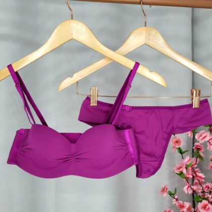Lingerie Fúcsia