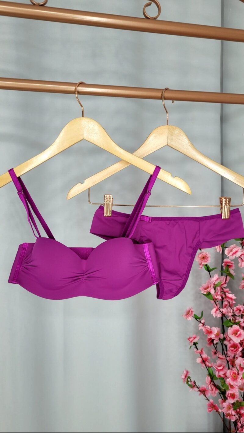 Lingerie Fúcsia