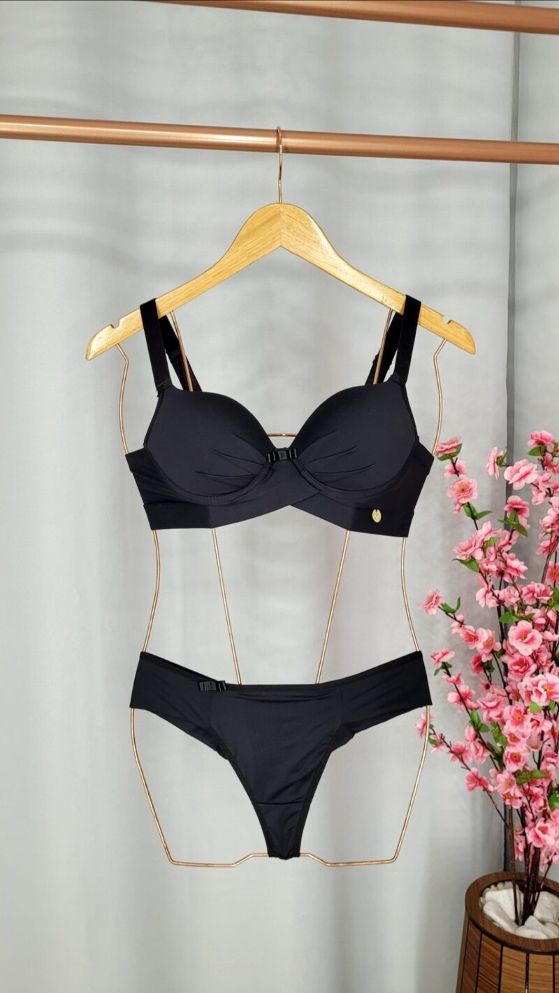 Lingerie Preta