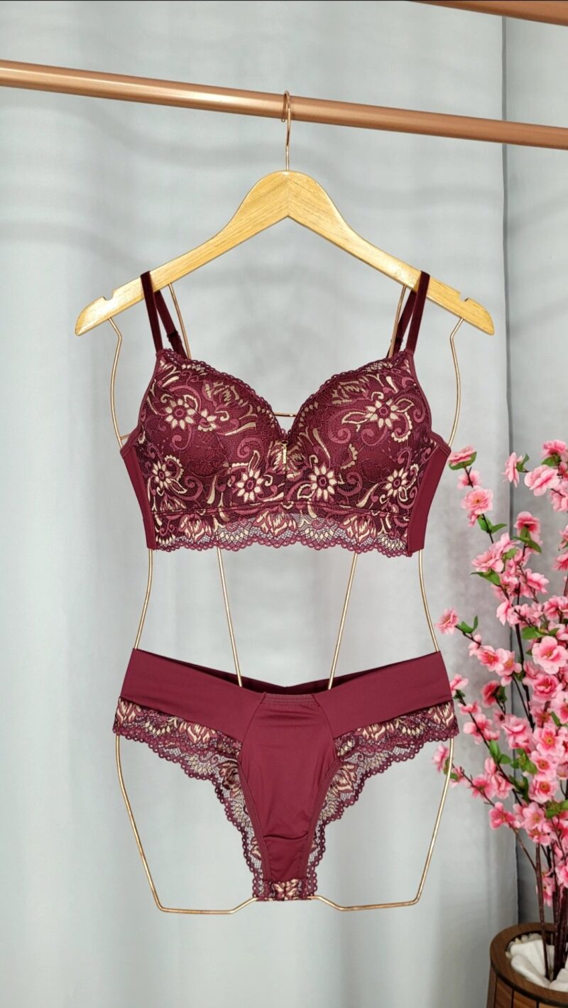 Lingerie Marsala