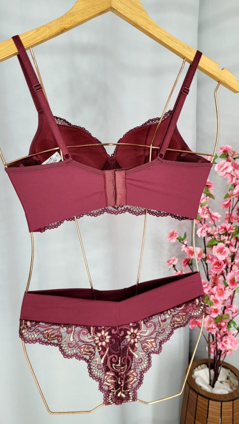 Lingerie Marsala - Image 4