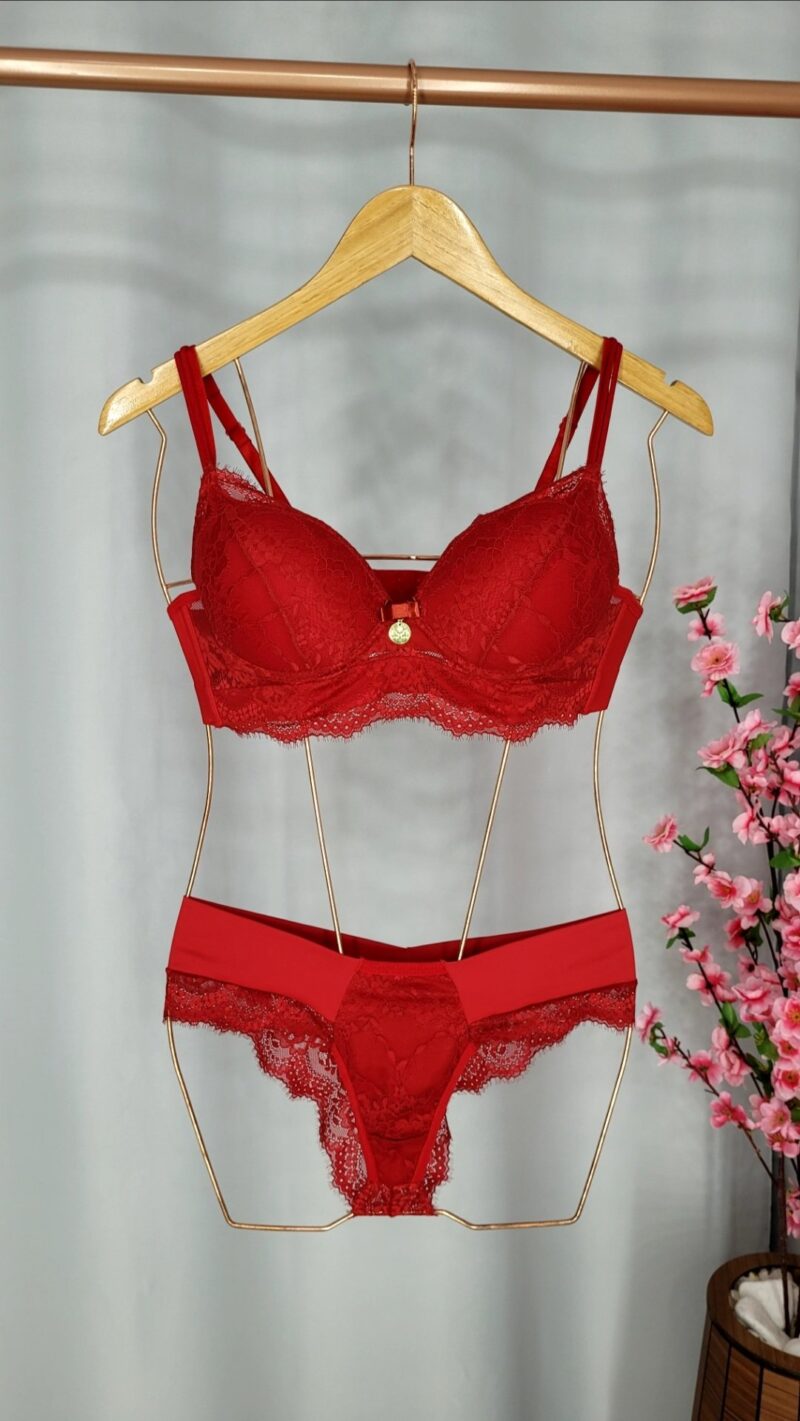 Lingerie Vermelha